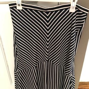 Banana Republic Black Striped Skirt Never Worn